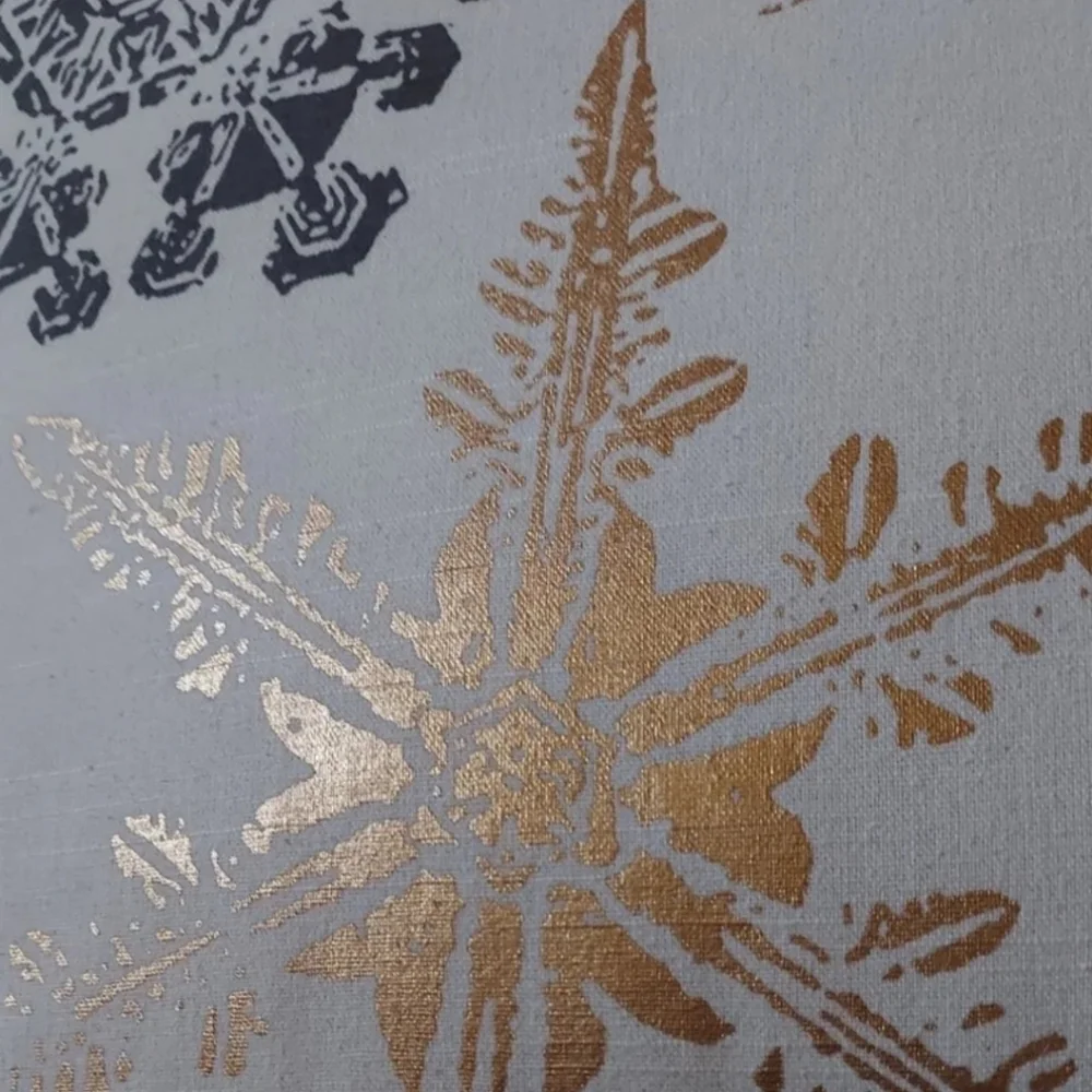LIKE NEW Vintage Luxe Holiday Throw Pillow Set of 2! Gold Foil & Neutral